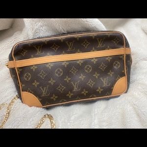 Louis Vuitton Cross Body